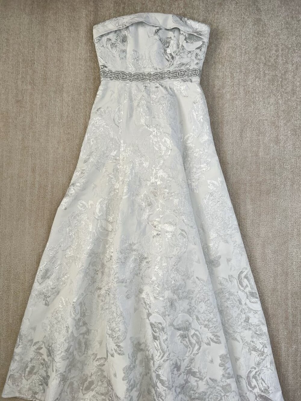 Carmen Marc Valvo Silver Metallic Floral Strapless Formal Gala Gown Maxi Dress 6
